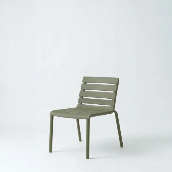 Bistro 01 modern all-weather slatted lounge chair showcasing minimalist design and rugged functionality.